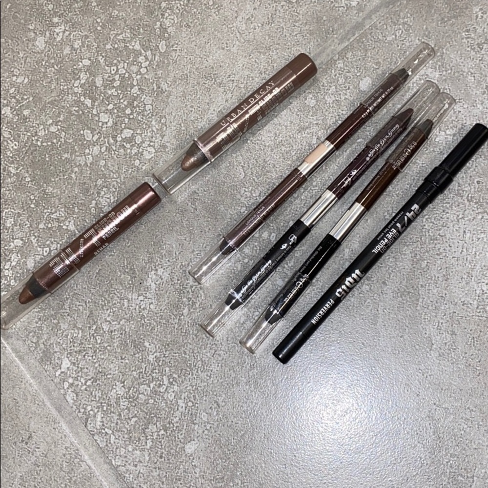 Bundle urban decay eye pencils 7
